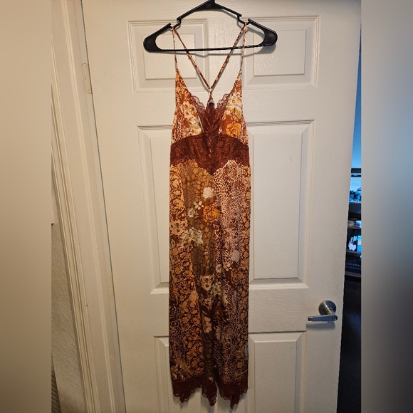 Free People Intimately Right Now Lacy Silky Bohemian Midi Slip - Picture 2 of 6